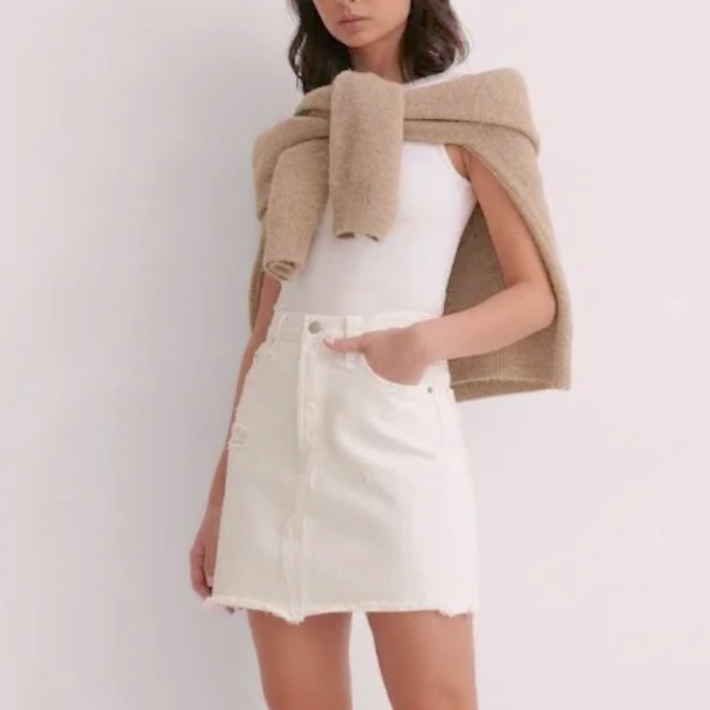 HIGH-RISE DECONSTRUCTED SKIRT | white | 29